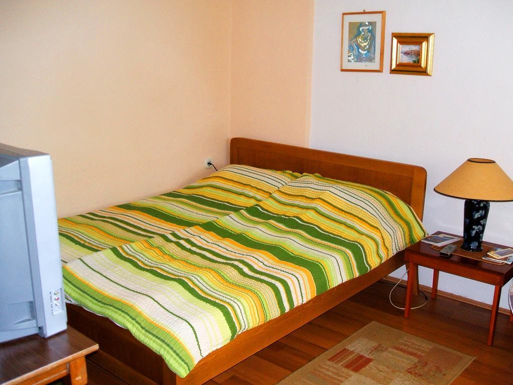 Zura Apartments Ochrid Pokoj fotografie